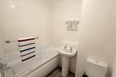 1 bedroom flat for sale, Campion Court, Little Thurrock