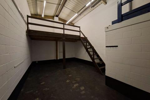 Warehouse to rent, Newark Rd New Ollerton NG22 9QL