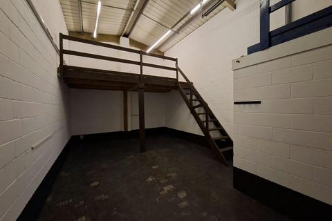 Warehouse to rent, Newark Rd New Ollerton NG22 9QL
