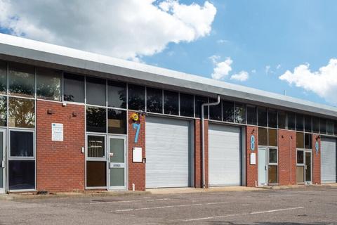 Warehouse to rent, Progress Way Croydon CR0 4XD