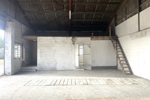 Warehouse to rent, Waltham Ln Basingstoke RG25 2BS