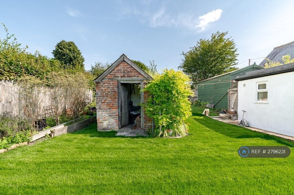 164 Square Metre Garden