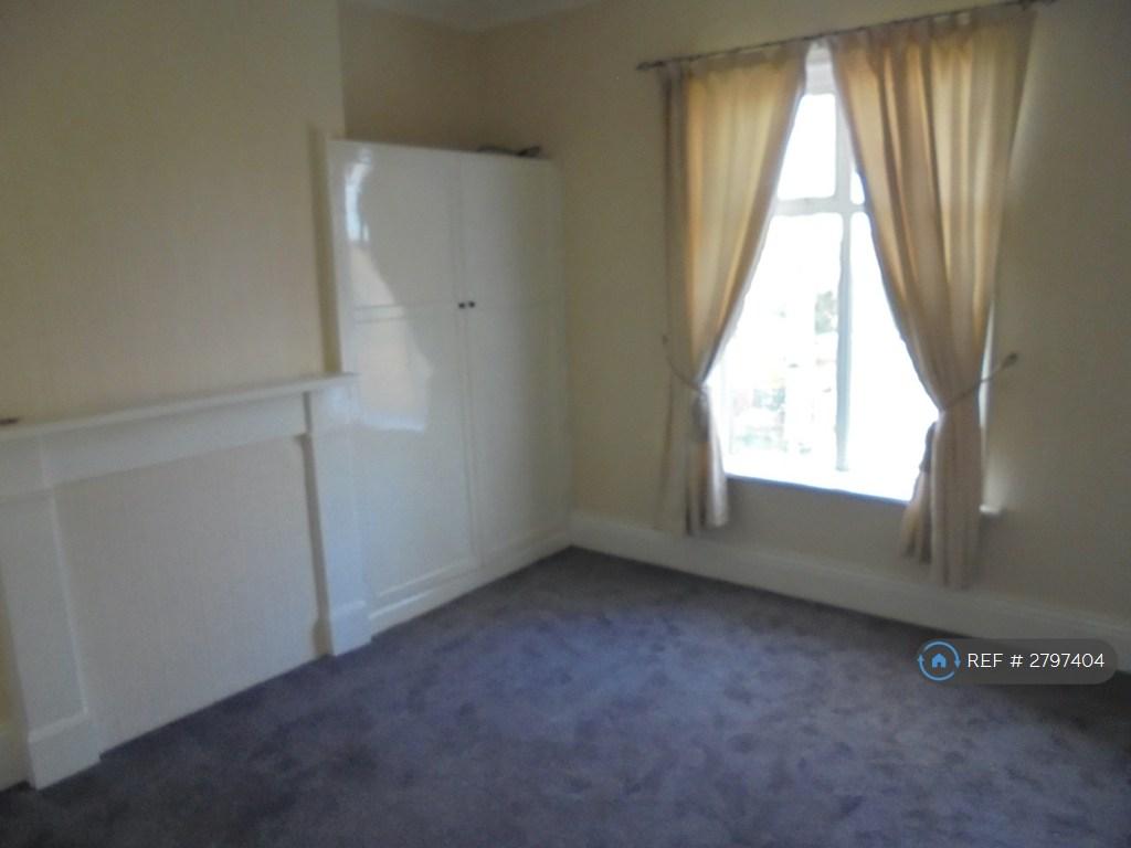 Bedroom With Fitted Wardrobe