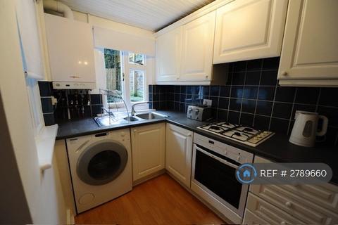 1 bedroom flat to rent, Thorne Road, London, SW8