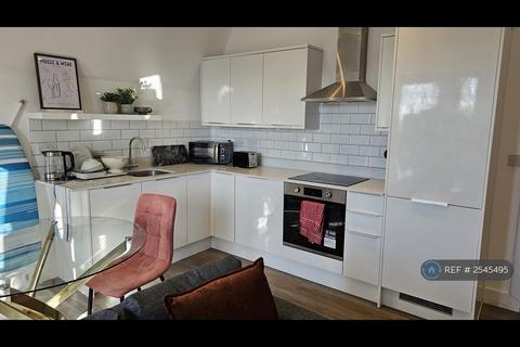1 bedroom flat to rent, Gateway Buildings, Greenford, UB6