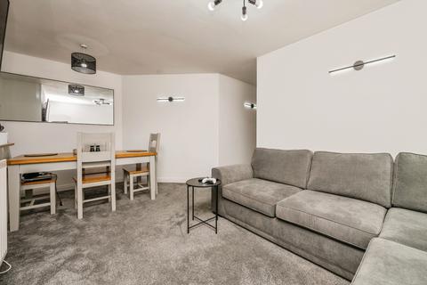 2 bedroom flat for sale, Oldnall Road, Kidderminster, DY10