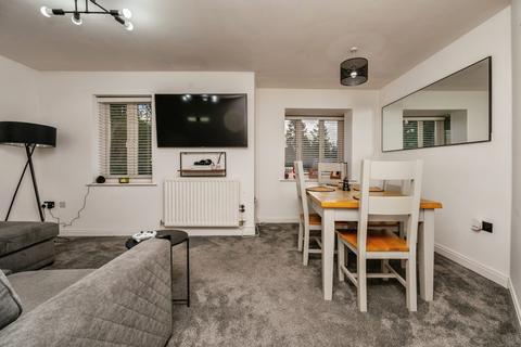 2 bedroom flat for sale, Oldnall Road, Kidderminster, DY10