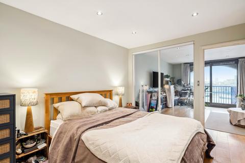 undefined, Gun Wharf, Wapping High Street, London, E1W
