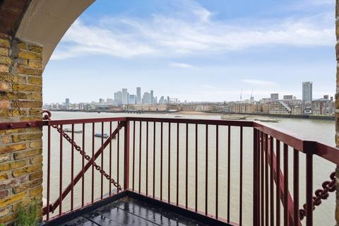 undefined, Gun Wharf, Wapping High Street, London, E1W
