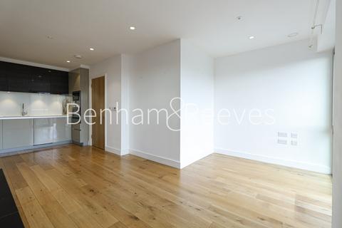 undefined, Barking Road, Canning Town E16