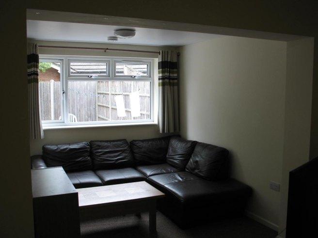 King-arthur-s-close-wr2-6bd-1042312