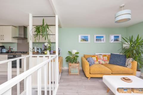undefined, Clifton View, Totterdown