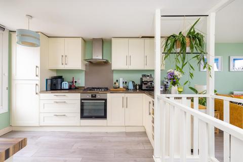 undefined, Clifton View, Totterdown