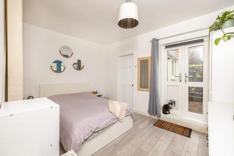 undefined, Clifton View, Totterdown
