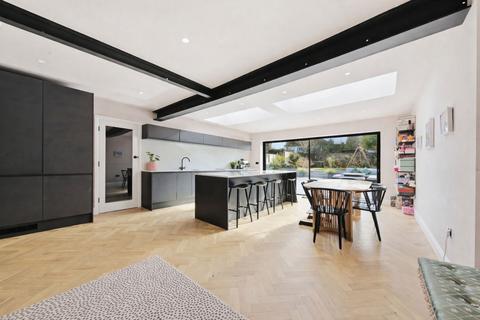 3 bedroom semi-detached house for sale, Fairfield Avenue, Tunbridge Wells TN2