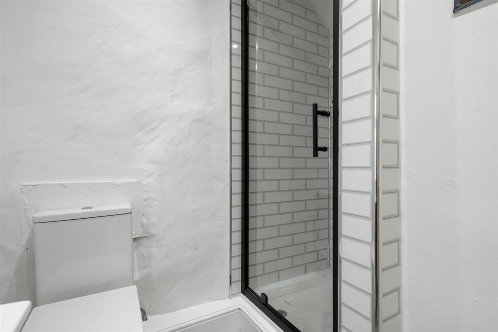 Shower.jpg