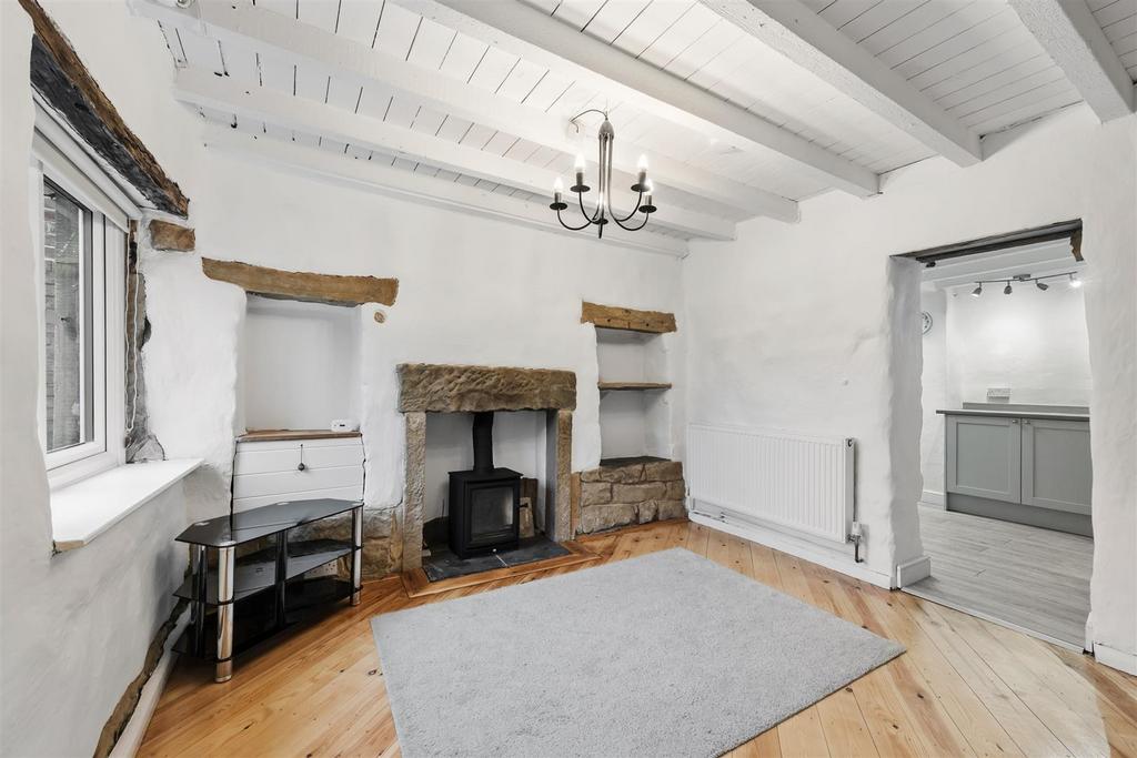 Sitting Room to kitchen.jpg