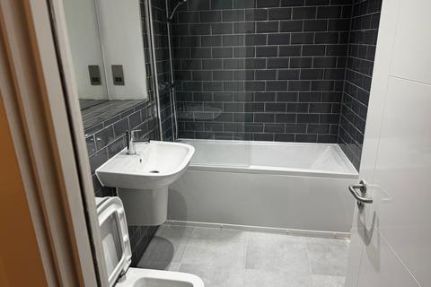 2 bedroom flat to rent, 53 Parliament Street, Liverpool, Merseyside, L1