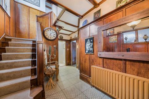4 bedroom semi-detached house for sale, Eltham Palace Road, Eltham, London, SE9