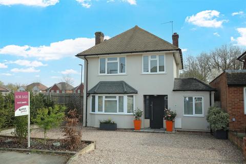 3 bedroom detached house for sale, MOLE ROAD, FETCHAM, KT22