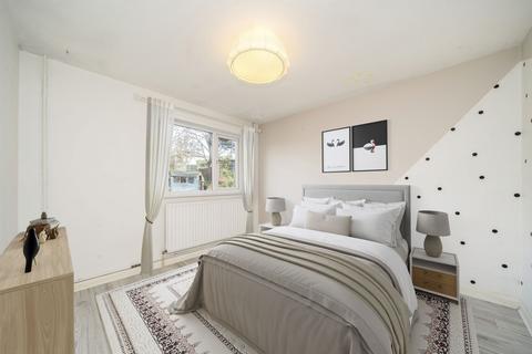 undefined, Joyce Page Close, Charlton, London, SE7