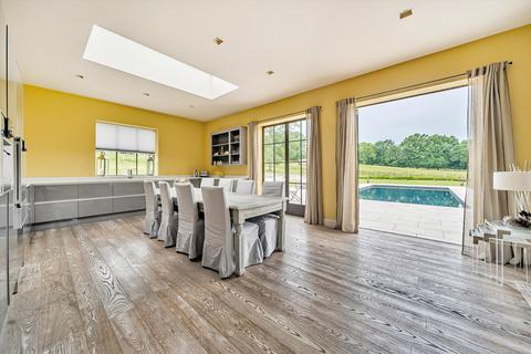 5 bedroom detached house for sale, London Road, Battle, East Sussex TN33