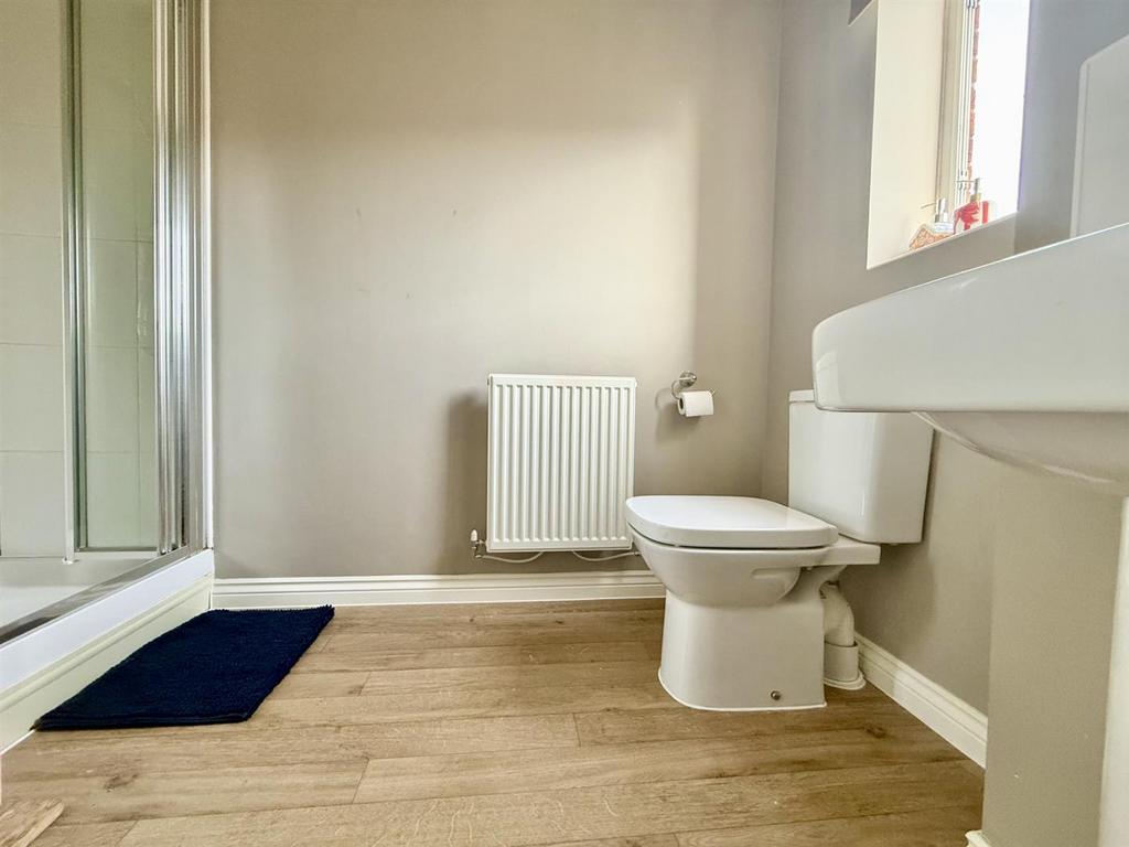 Ensuite.jpg