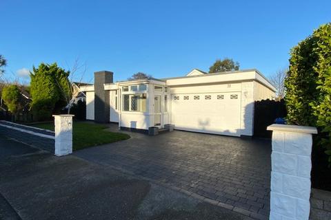 2 bedroom detached bungalow for sale - Rheast Mooar Avenue, Isle Of Man IM8