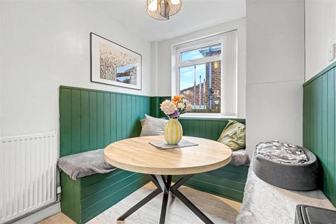 3 bedroom semi-detached house for sale, Grange View, Eastwood, Nottingham
