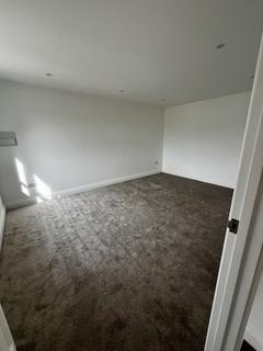 2 bedroom semi-detached house to rent, Edward Way, Polegate BN26