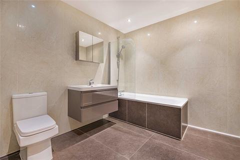 2 bedroom flat for sale, Upper Wickham Lane, Welling, Kent, DA16
