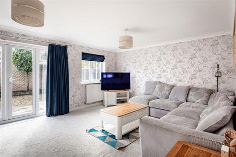 4 bedroom detached house for sale, Renfields, Haywards Heath