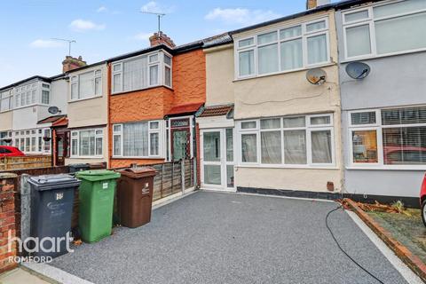 undefined, Gorseway, Romford