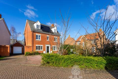 5 bedroom detached house for sale, Wisteria Drive, Wymondham, Norfolk, NR18