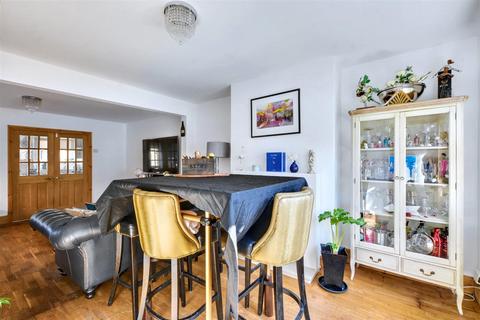 undefined, Holmfield Road, Chilwell