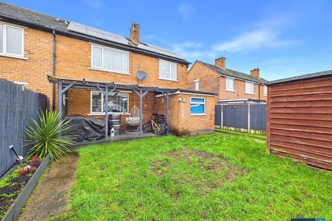 3 bedroom semi-detached house for sale, Laburnum Drive, Armthorpe, Doncaster, South Yorkshire, DN3