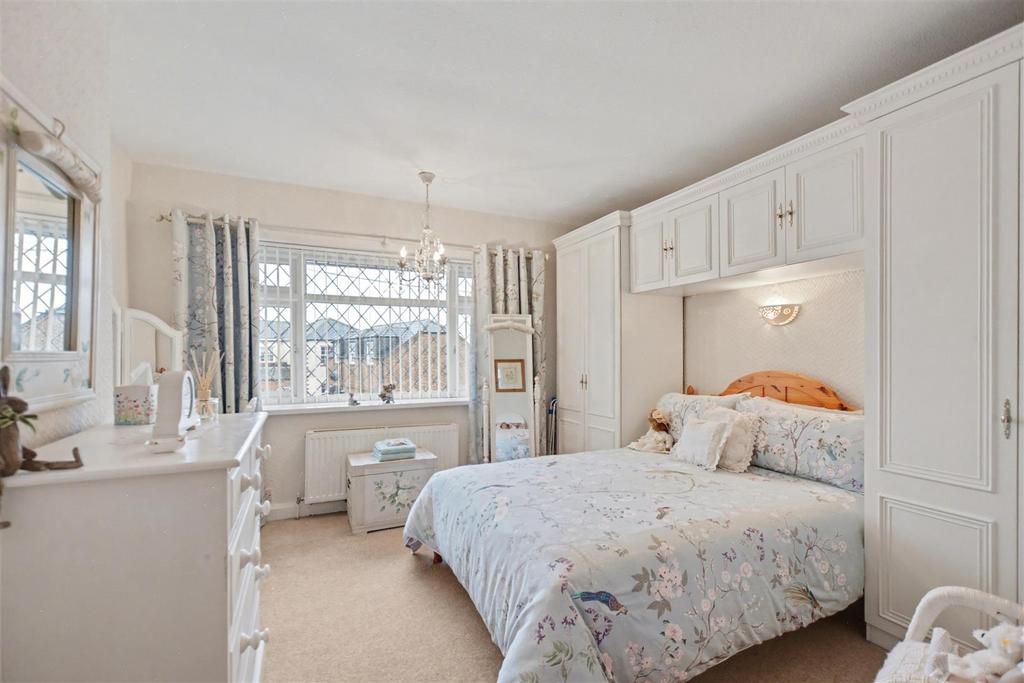 Bedroom 2 1.jpeg