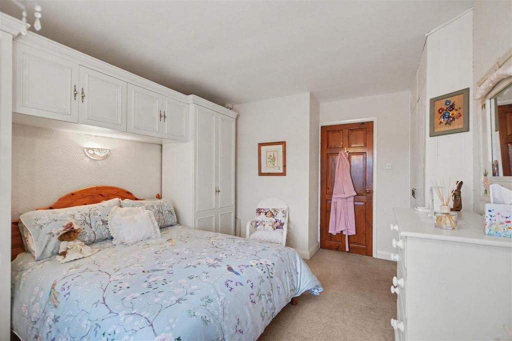 Bedroom 2 2.jpeg