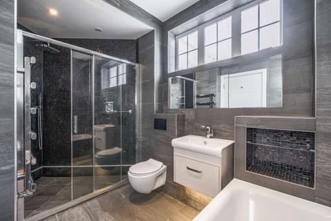 4 bedroom flat to rent, Berkeley Court, London NW1