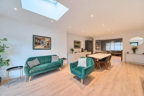 4 bedroom semi-detached house for sale, Broughton Avenue,  Finchley,  N3