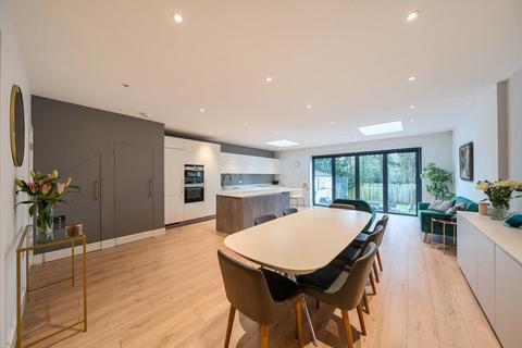 4 bedroom semi-detached house for sale, Broughton Avenue,  Finchley,  N3