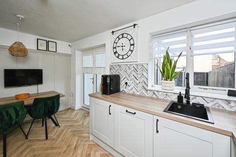 3 bedroom terraced house for sale, Digby Court, Mansfield, NG19