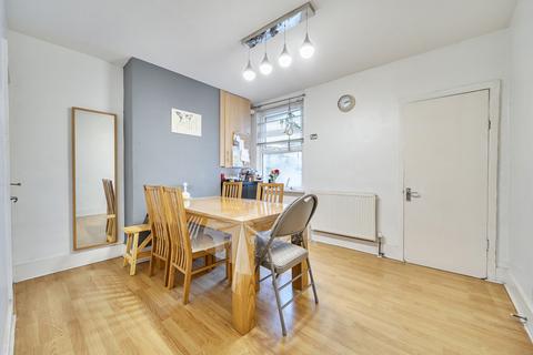 2 bedroom terraced house for sale, Gillingham Road, Gillingham