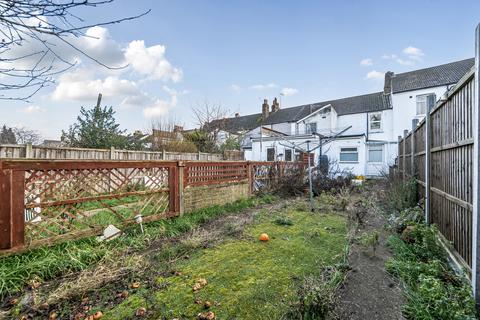 2 bedroom terraced house for sale, Gillingham Road, Gillingham