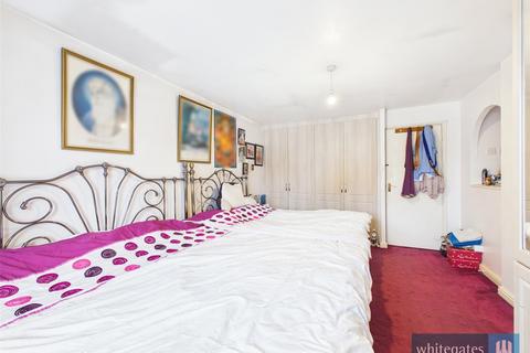 5 bedroom detached house for sale, Crestwood Close, Bradford, West Yorkshire, BD5