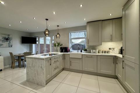 3 bedroom semi-detached house for sale, Gauden Road, Stourbridge
