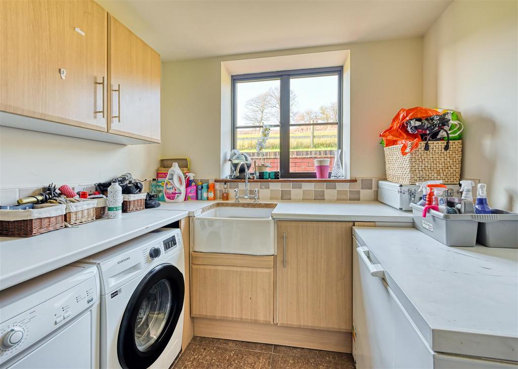 The Dales, Cotwall End Road-15.jpg