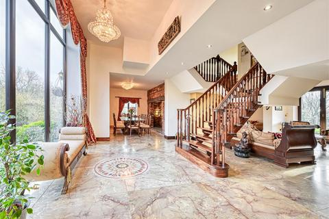 5 bedroom detached house for sale, Cotwall End Road, Dudley