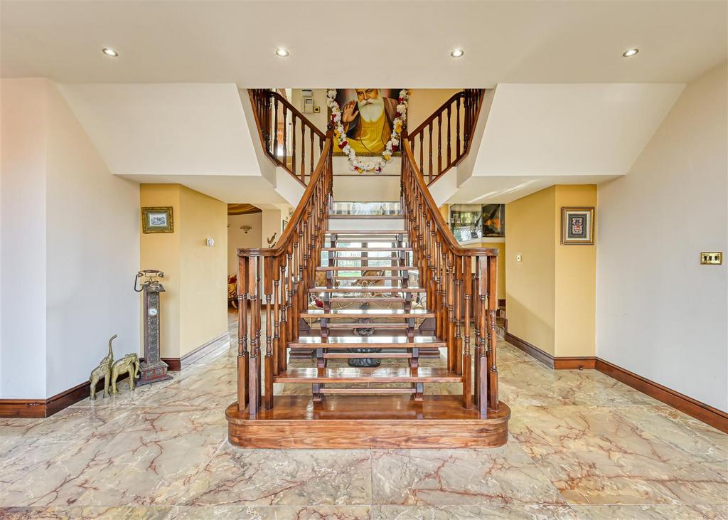 The Dales, Cotwall End Road-05.jpg