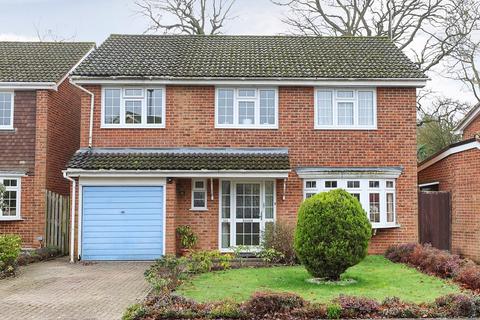 5 bedroom detached house for sale, Grattons Drive, Crawley, West Sussex, RH10